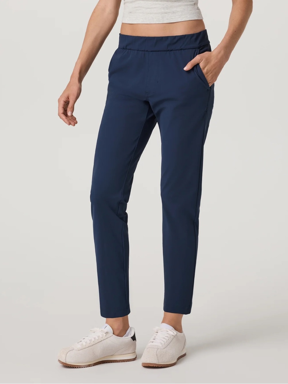 New! Vuori Miles ankle pants